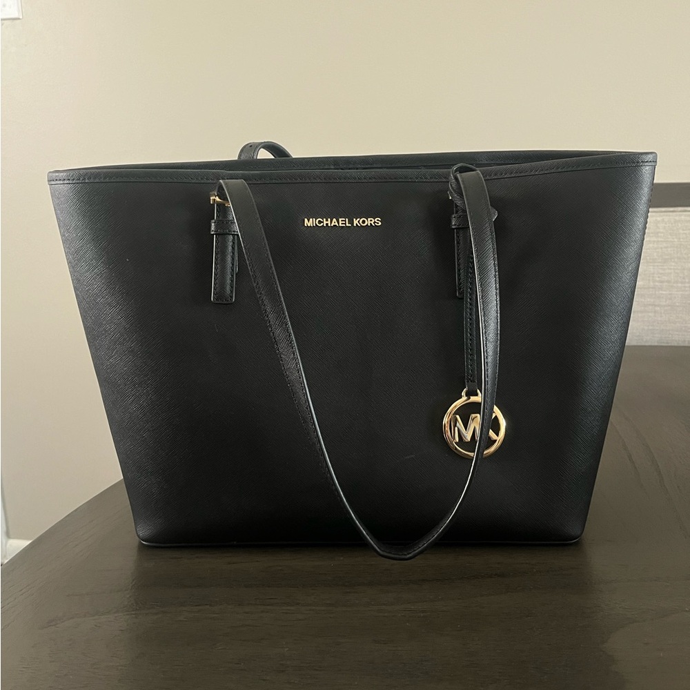 Michael Kors Jet Set Travel Tote
